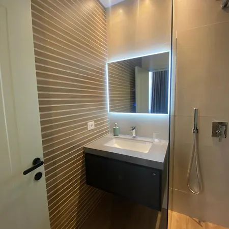 Tirana Central Rooms