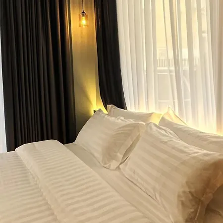 Pensjonat Tirana Central Rooms