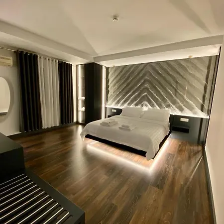 Pensjonat Tirana Central Rooms Tirana