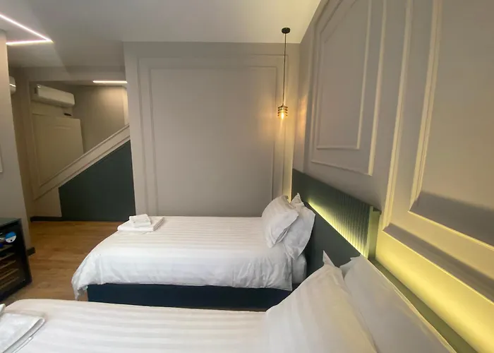 Penzion Tirana Central Rooms 3*