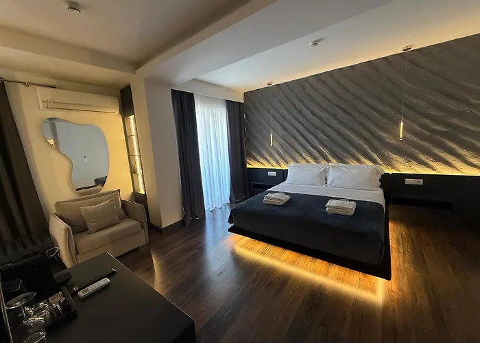 Penzion Tirana Central Rooms 3*