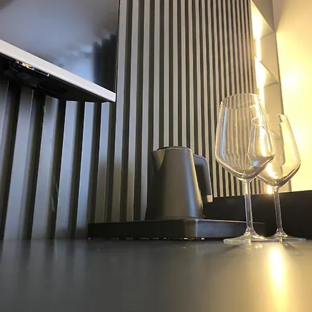 Gasthof Tirana Central Rooms 3*