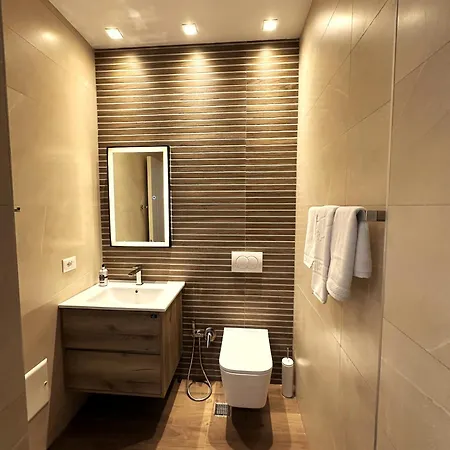 Tirana Central Rooms