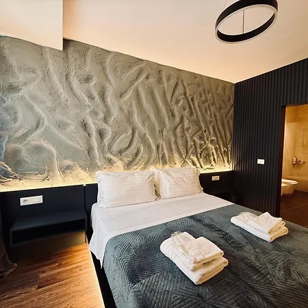 Tirana Central Rooms Gasthuis