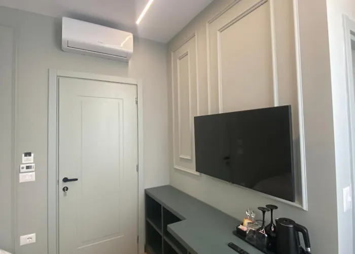 Tirana Central Rooms